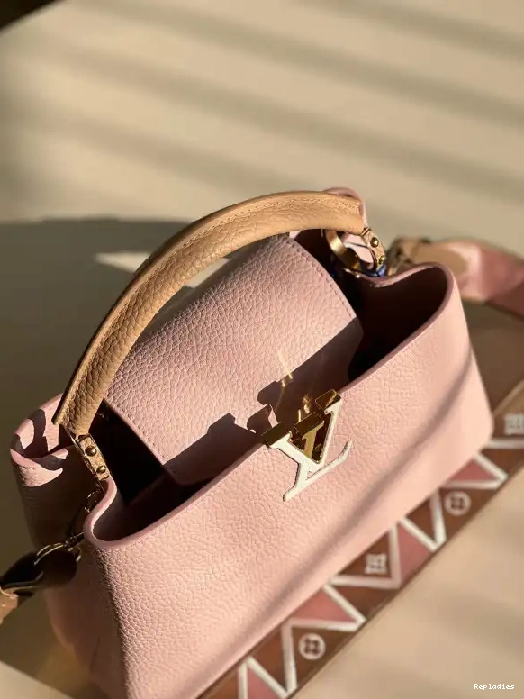 Cheap CAPUCINES BB LOUIS VUITTON 0522